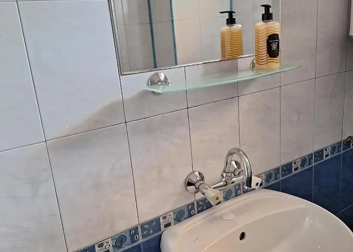 авеню Къща за гости Равда